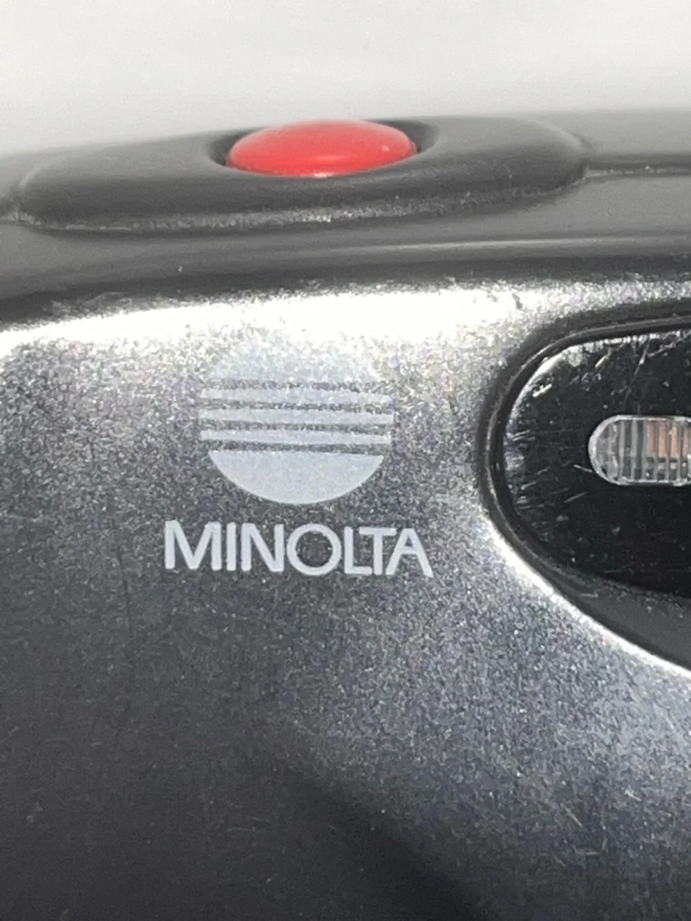 Minolta Freedom Autodate 35mm AF Point & Shoot Film Camera -
